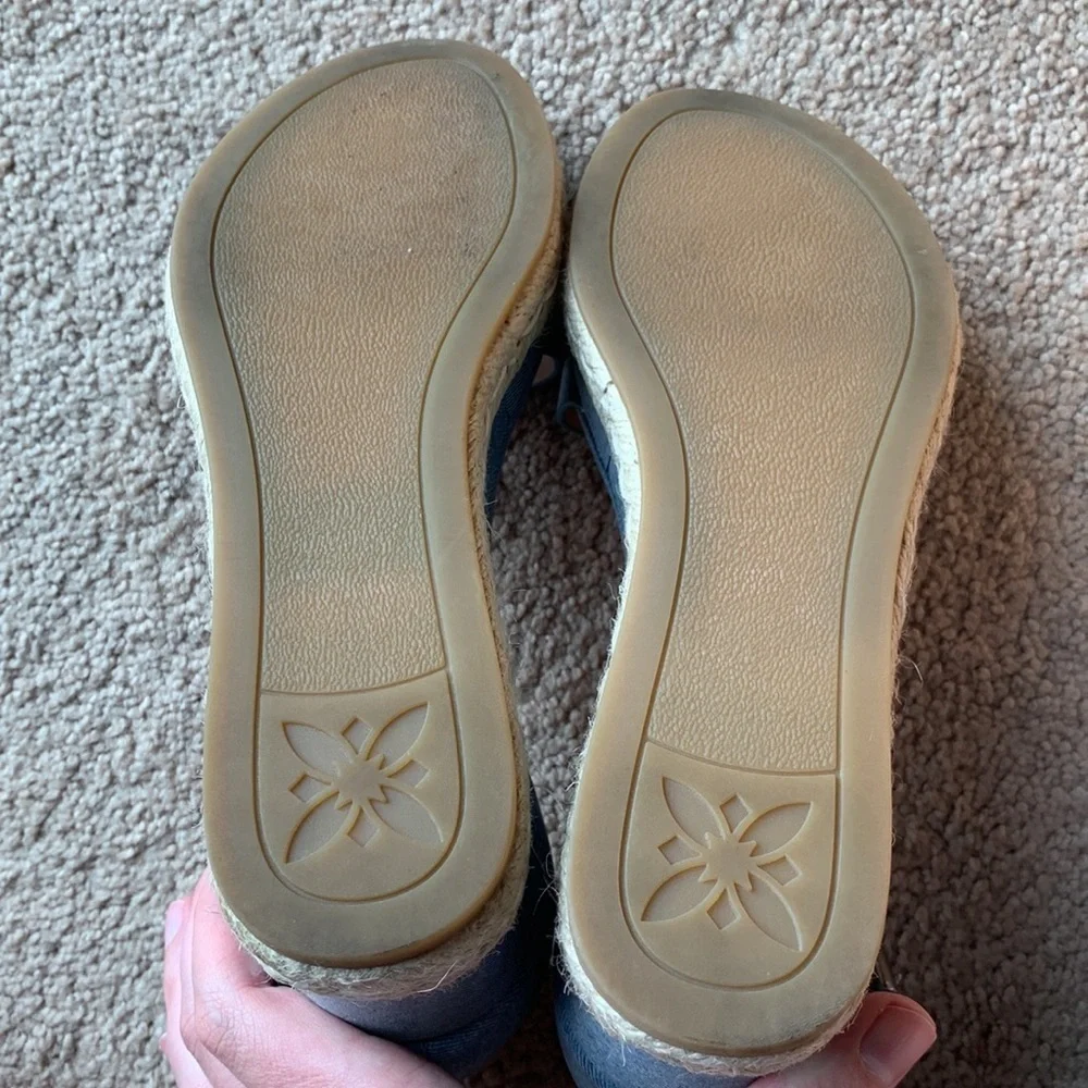 BCBGeneration Addie Espadrille platform sandals